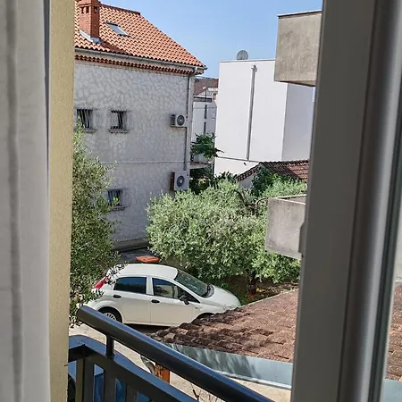 Adriatica Πανσιόν 3*