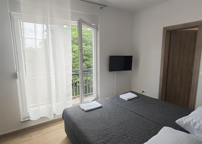 Guest house Adriatica 3*